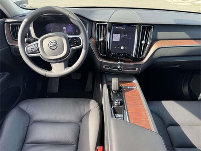 2023 Volvo XC60 B5 Plus Dark Theme