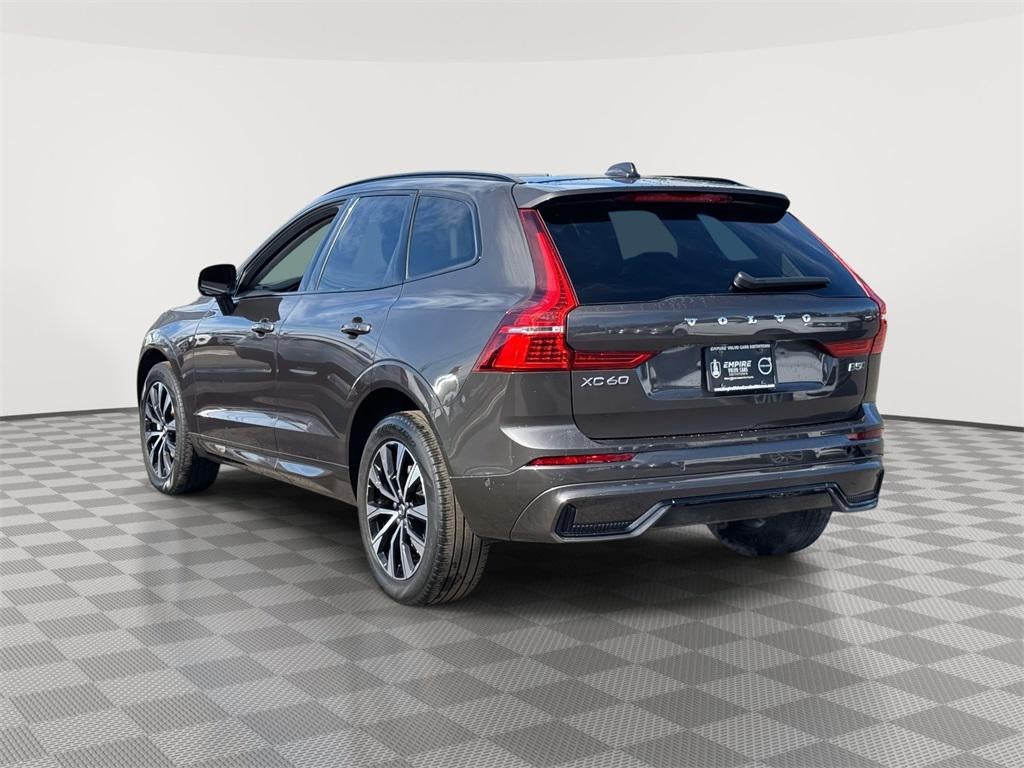 2023 Volvo XC60 B5 Plus Dark Theme