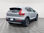 2023 Volvo XC40 B5 Ultimate Bright Theme