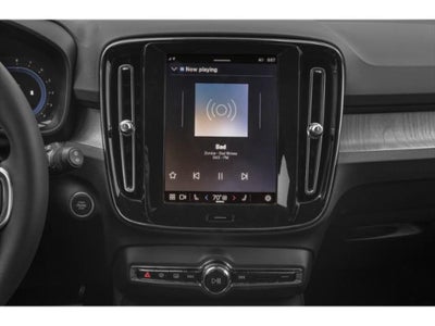 2023 Volvo XC40 B5 Ultimate Bright Theme