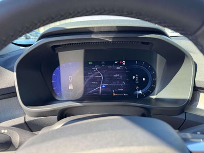 2023 Volvo XC40 B5 Ultimate Bright Theme