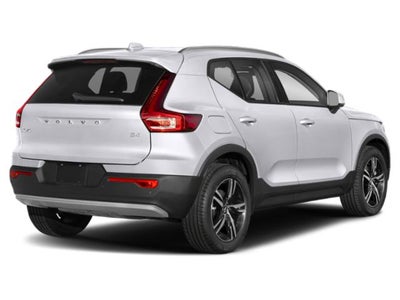 2023 Volvo XC40 B5 Ultimate Bright Theme