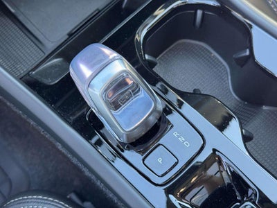 2026 Volvo XC40 Plus, B5 AWD Gas (mild hybrid), Dark