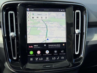 2026 Volvo XC40 Plus, B5 AWD Gas (mild hybrid), Dark