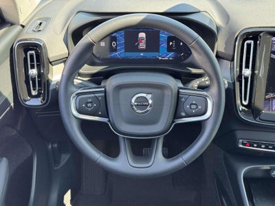 2026 Volvo XC40 Plus, B5 AWD Gas (mild hybrid), Dark