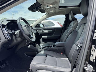 2026 Volvo XC40 Plus, B5 AWD Gas (mild hybrid), Dark