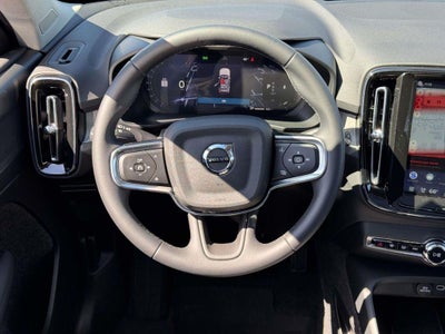 2026 Volvo XC40 Plus, B5 AWD Gas (mild hybrid), Dark