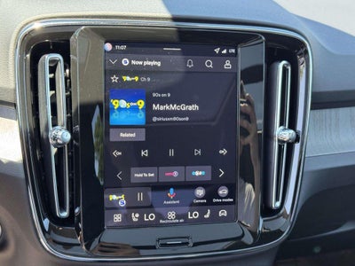 2026 Volvo XC40 Plus, B5 AWD Gas (mild hybrid), Dark