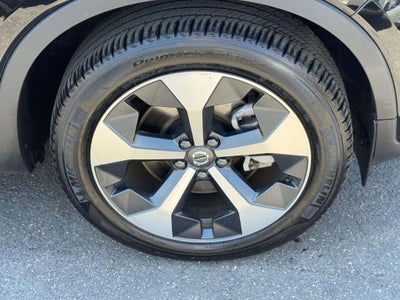 2026 Volvo XC40 Plus, B5 AWD Gas (mild hybrid), Dark