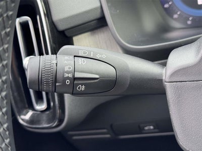 2025 Volvo XC40 B5 Plus Dark Theme