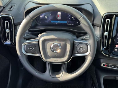 2026 Volvo XC40 Plus, B5 AWD Gas (mild hybrid), Dark