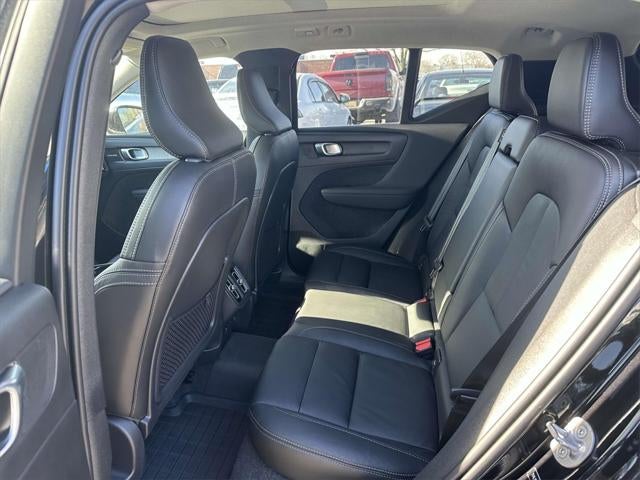 2024 Volvo XC40 B5 Plus Bright Theme