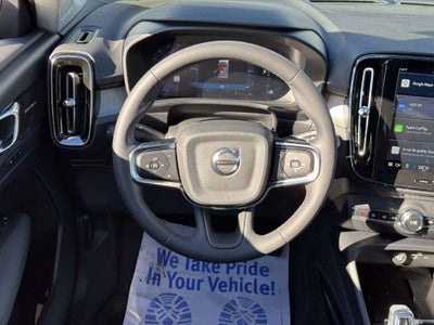 2024 Volvo XC40 B5 Plus Bright Theme