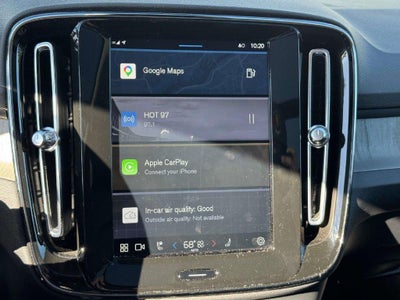 2024 Volvo XC40 B5 Plus Bright Theme