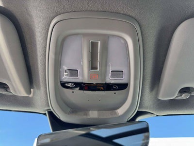 2024 Volvo XC40 B5 Plus Bright Theme