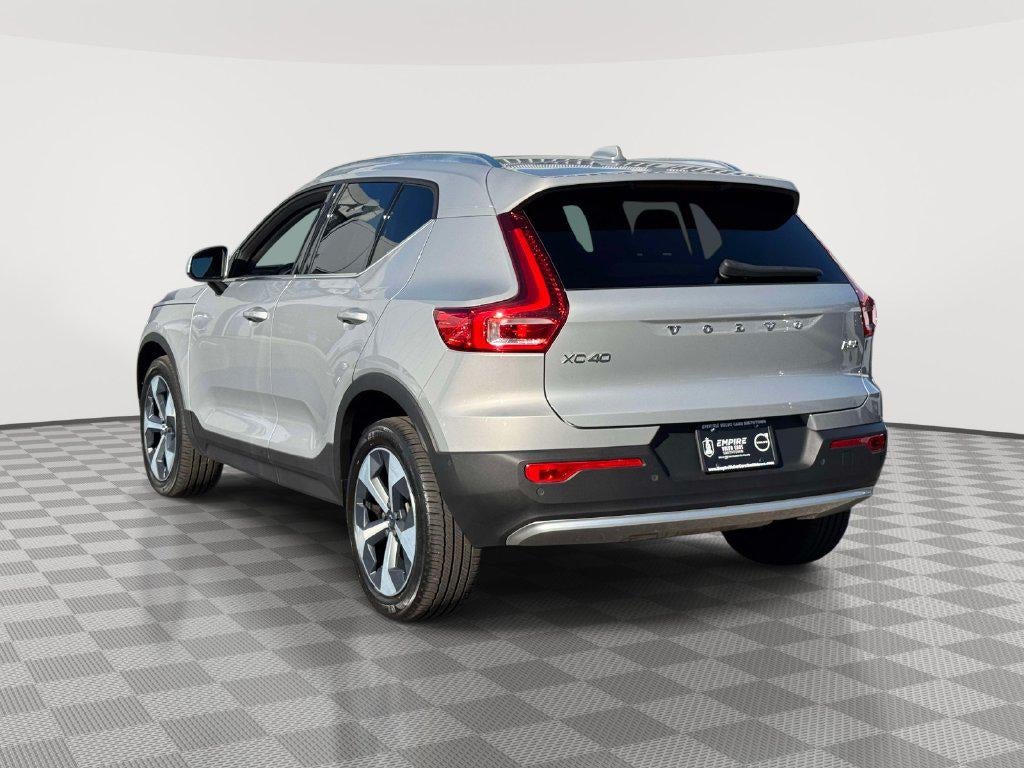 2024 Volvo XC40 B5 Plus Bright Theme