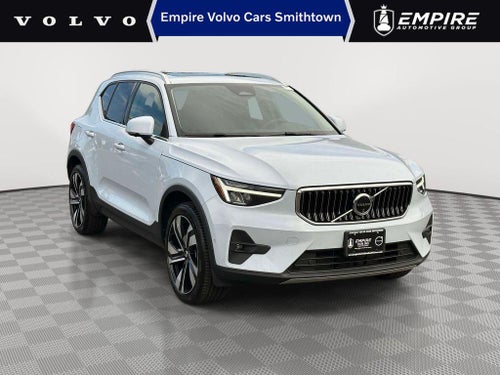 2024 Volvo XC40 B5 Plus Bright Theme
