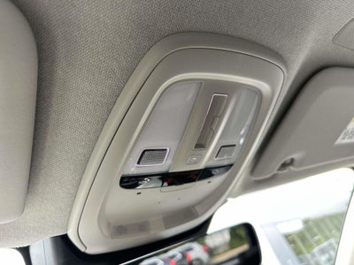 2024 Volvo XC40 B5 Plus Bright Theme