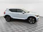 2024 Volvo XC40 B5 Plus Bright Theme