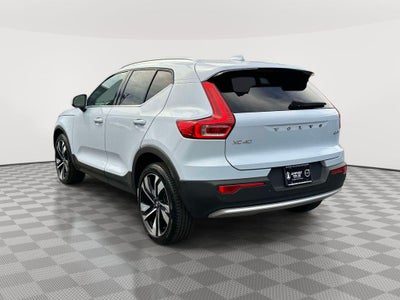 2024 Volvo XC40 B5 Plus Bright Theme