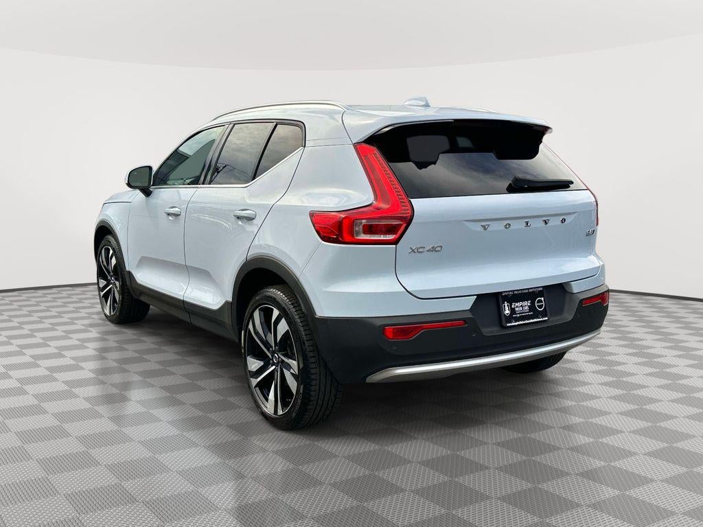 2024 Volvo XC40 B5 Plus Bright Theme