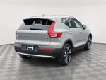2025 Volvo XC40 B5 Ultra Bright Theme