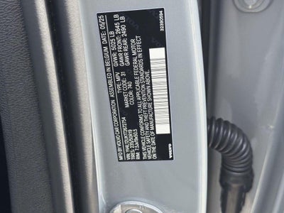 2026 Volvo XC40 Core, B5 AWD Gas (mild hybrid), Dark