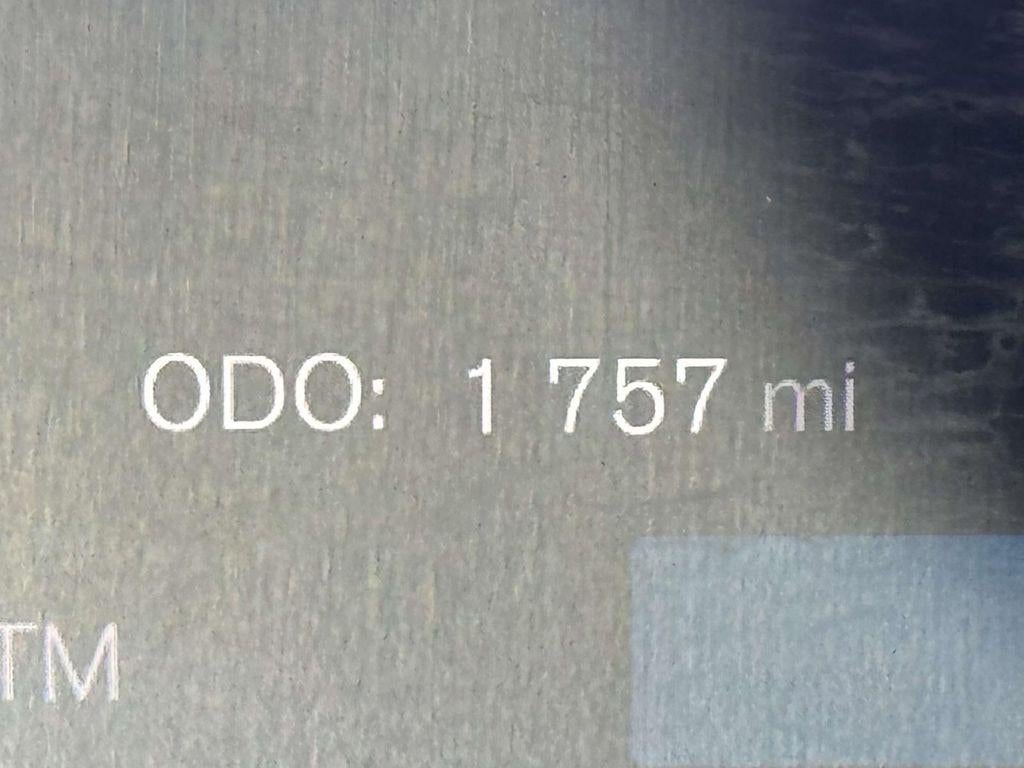 2026 Volvo XC40 Core, B5 AWD Gas (mild hybrid), Dark