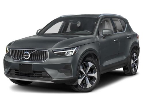 2024 Volvo XC40 B5 Core Dark Theme