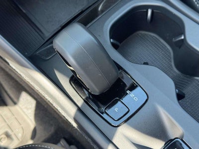 2024 Volvo XC40 B5 Core Dark Theme