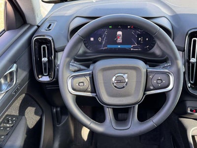 2026 Volvo XC40 Core, B5 AWD Gas (mild hybrid), Dark