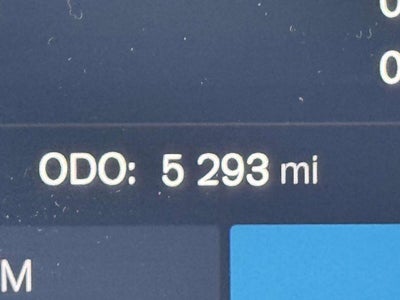 2026 Volvo XC40 Core, B5 AWD Gas (mild hybrid), Dark