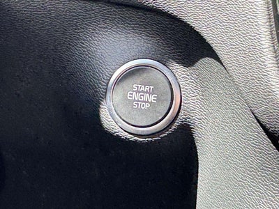 2024 Volvo XC40 B5 Plus Dark Theme