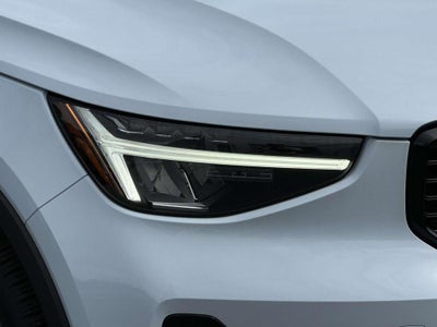 2024 Volvo XC40 B5 Plus Dark Theme