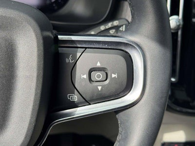 2024 Volvo XC40 B5 Plus Dark Theme