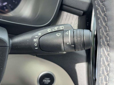 2024 Volvo XC40 B5 Plus Dark Theme