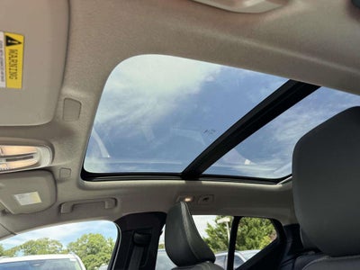 2024 Volvo XC40 B5 Plus Dark Theme