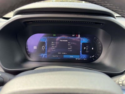 2024 Volvo XC40 B5 Plus Dark Theme