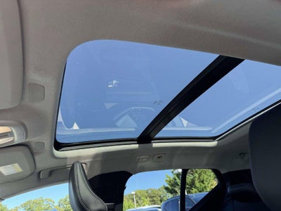 2026 Volvo XC40 Ultra, B5 AWD Gas (mild hybrid), Dark