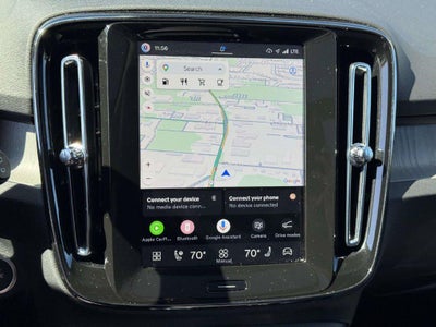 2026 Volvo XC40 Ultra, B5 AWD Gas (mild hybrid), Dark