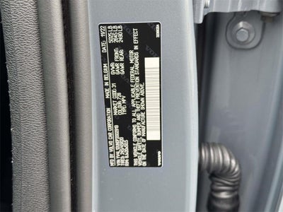 2023 Volvo XC40 B5 Plus Bright Theme