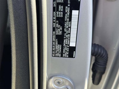 2023 Volvo XC40 B5 Plus Bright Theme