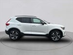 2023 Volvo XC40 B5 Plus Dark Theme
