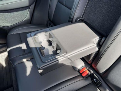 2023 Volvo XC40 B5 Plus Dark Theme