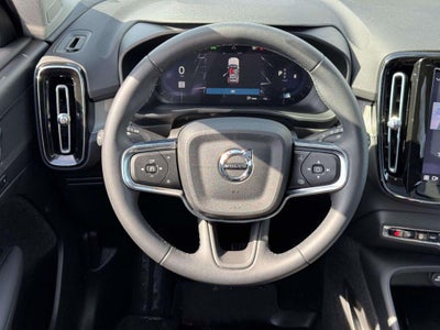 2023 Volvo XC40 B5 Plus Dark Theme
