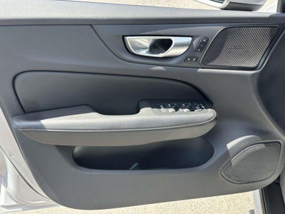 2024 Volvo V60 Cross Country B5 Ultimate