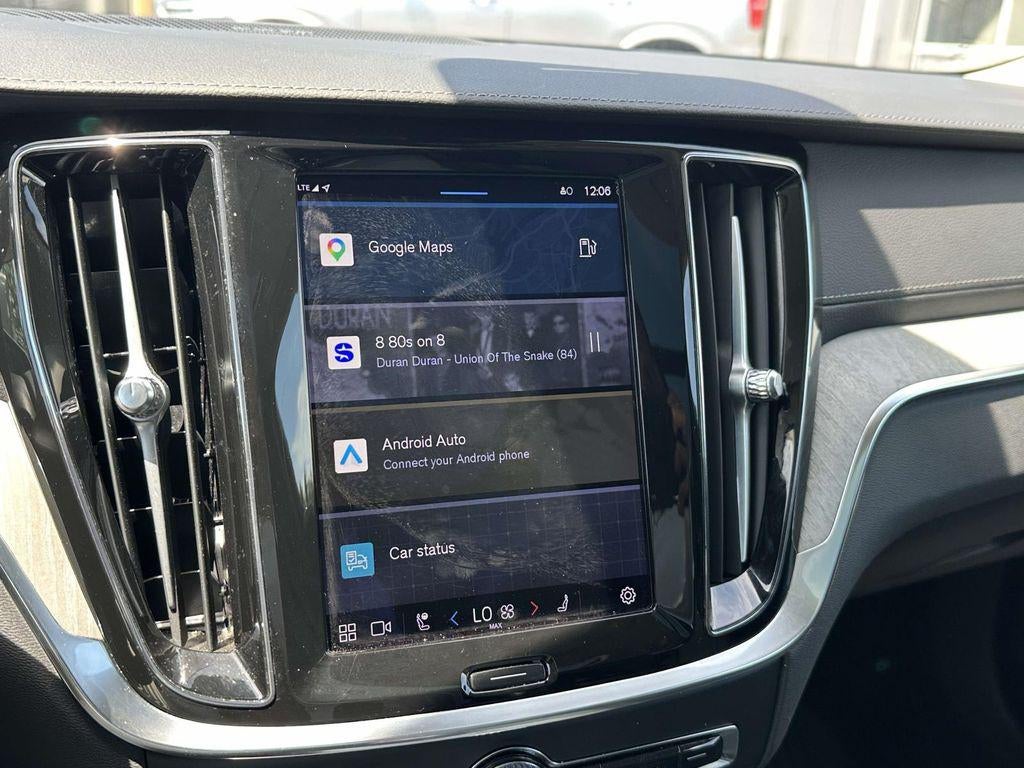 2024 Volvo V60 Cross Country B5 Ultimate