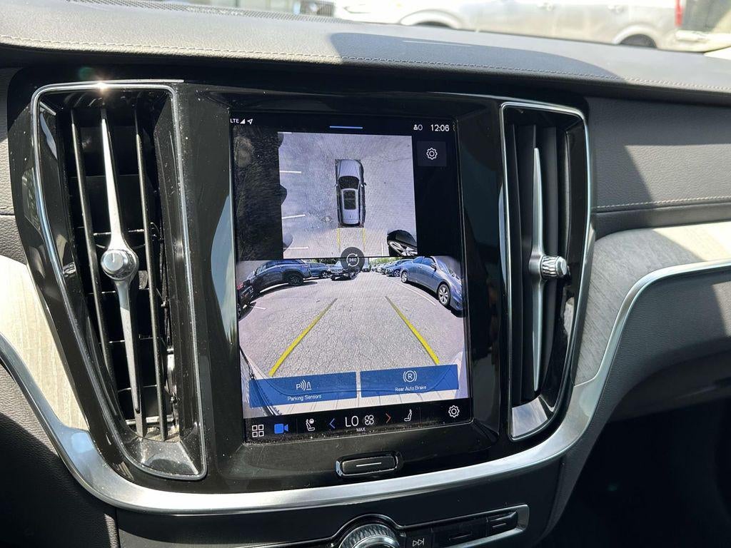 2024 Volvo V60 Cross Country B5 Ultimate