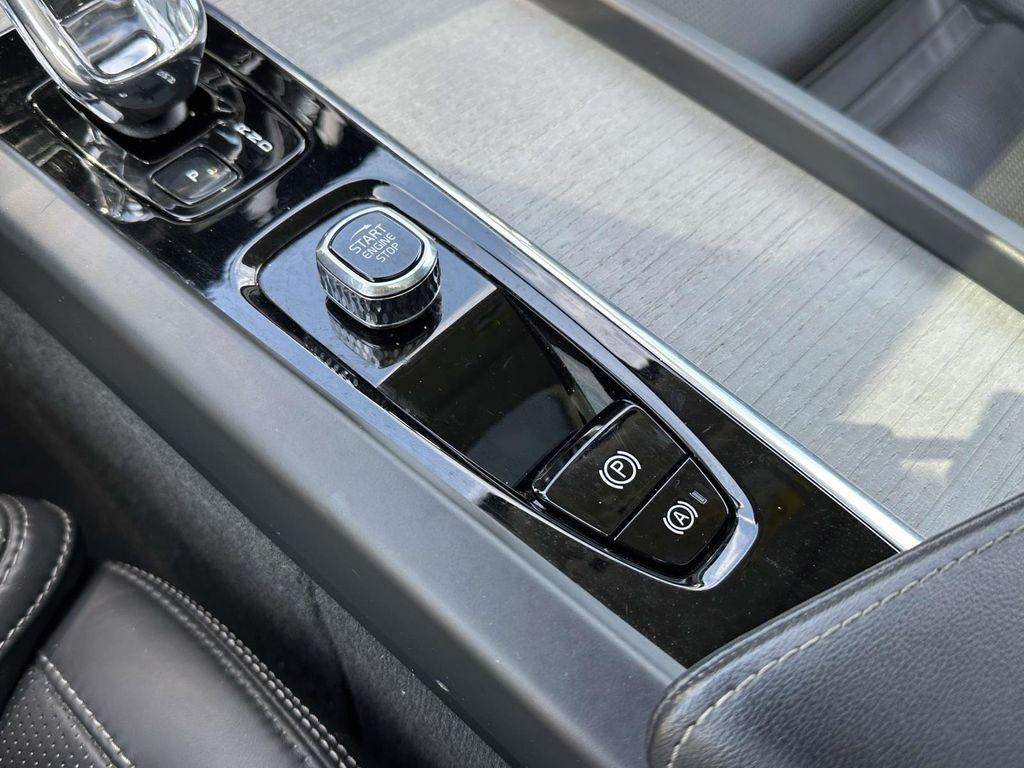 2024 Volvo V60 Cross Country B5 Ultimate