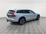 2024 Volvo V60 Cross Country B5 Ultimate